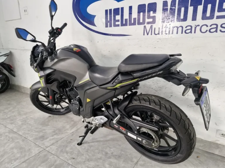D_NQ_NP_2X_875261-MLB89781542101_082025-F-yamaha-ys-250-fazer-abs